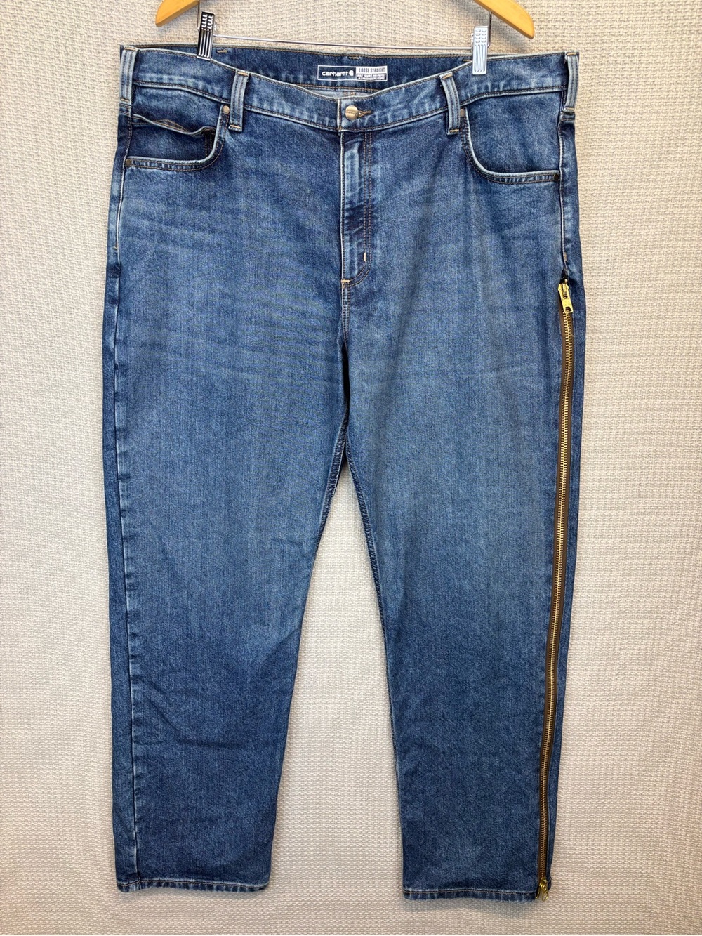 Carhartt Men’s 42x32 Loose Straight Denim Jeans Full Leg Zipper Workwear EUC